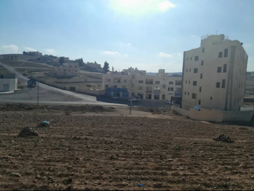 ارض للبيع في عمان البيضا حوض العبوس