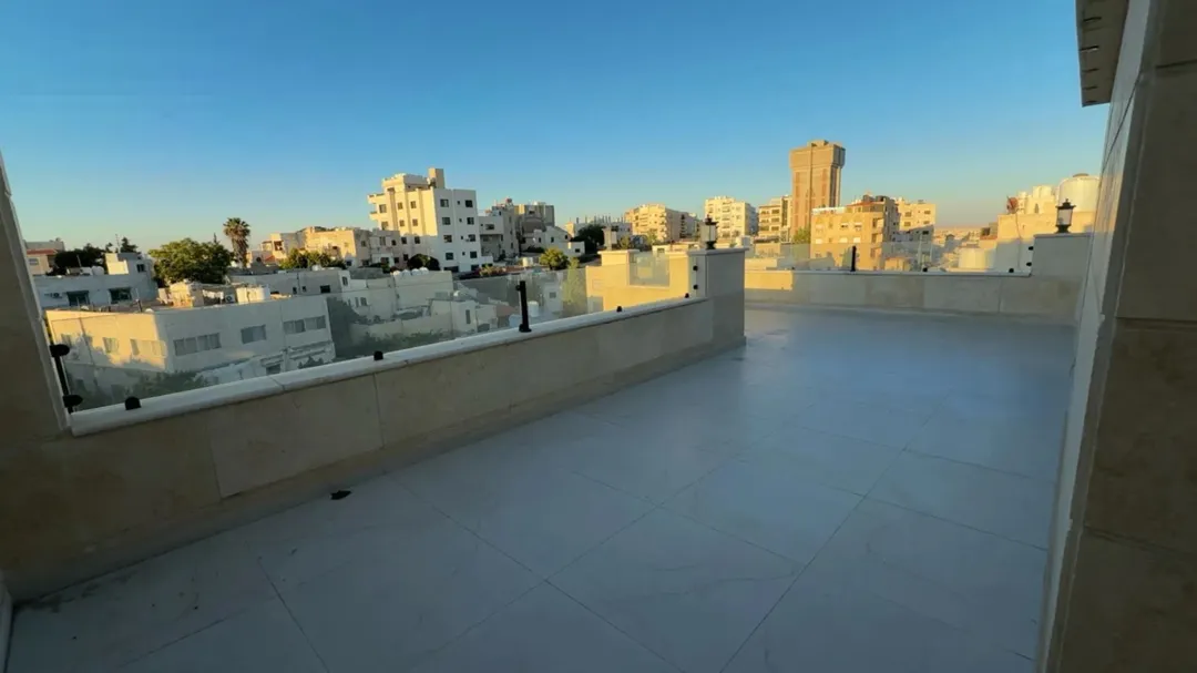 شقة دوبلكس فاخرة للبيع في عمان – أم السماق الجنوبي