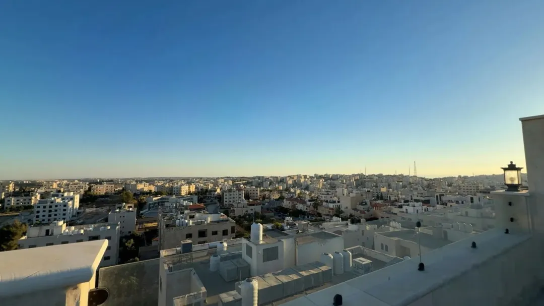 شقة دوبلكس فاخرة للبيع في عمان – أم السماق الجنوبي