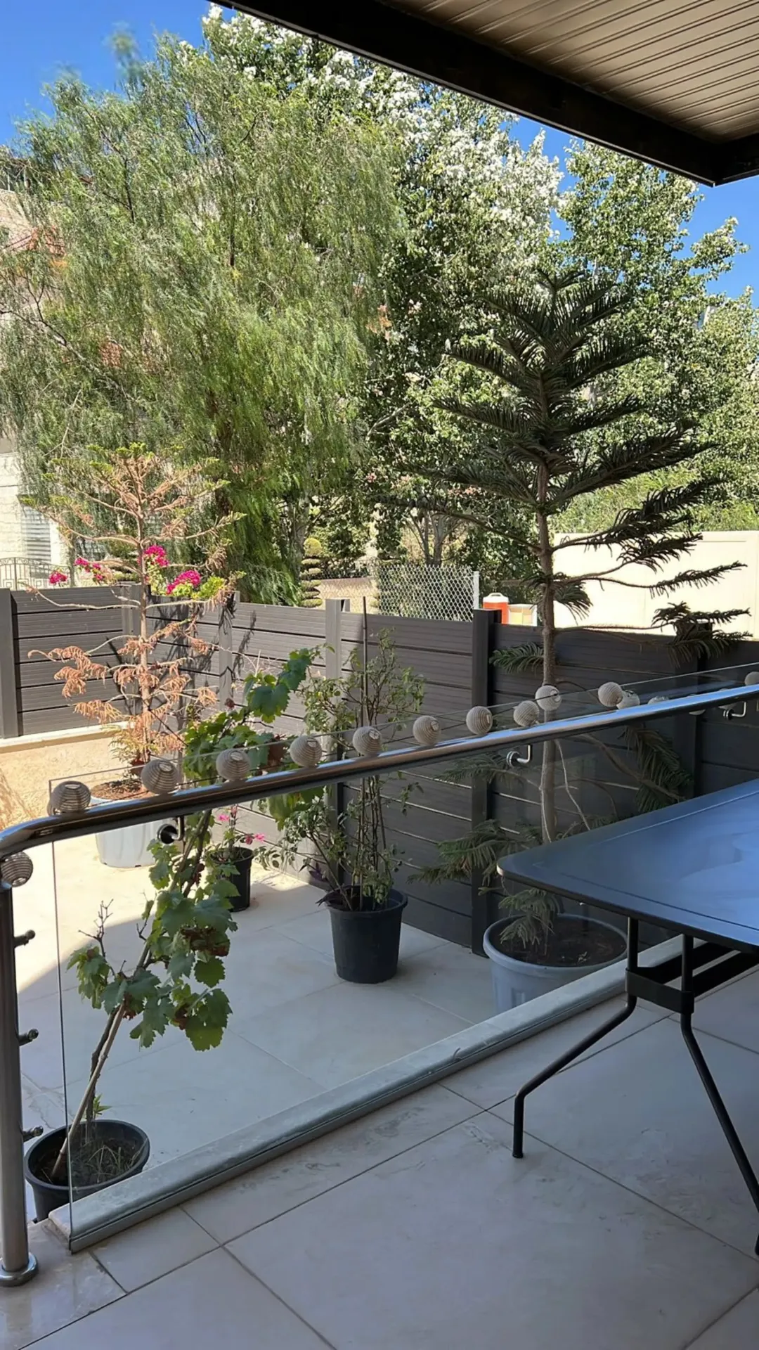 شقة فاخرة 2 غرف نوم للإيجار في عبدون عمان