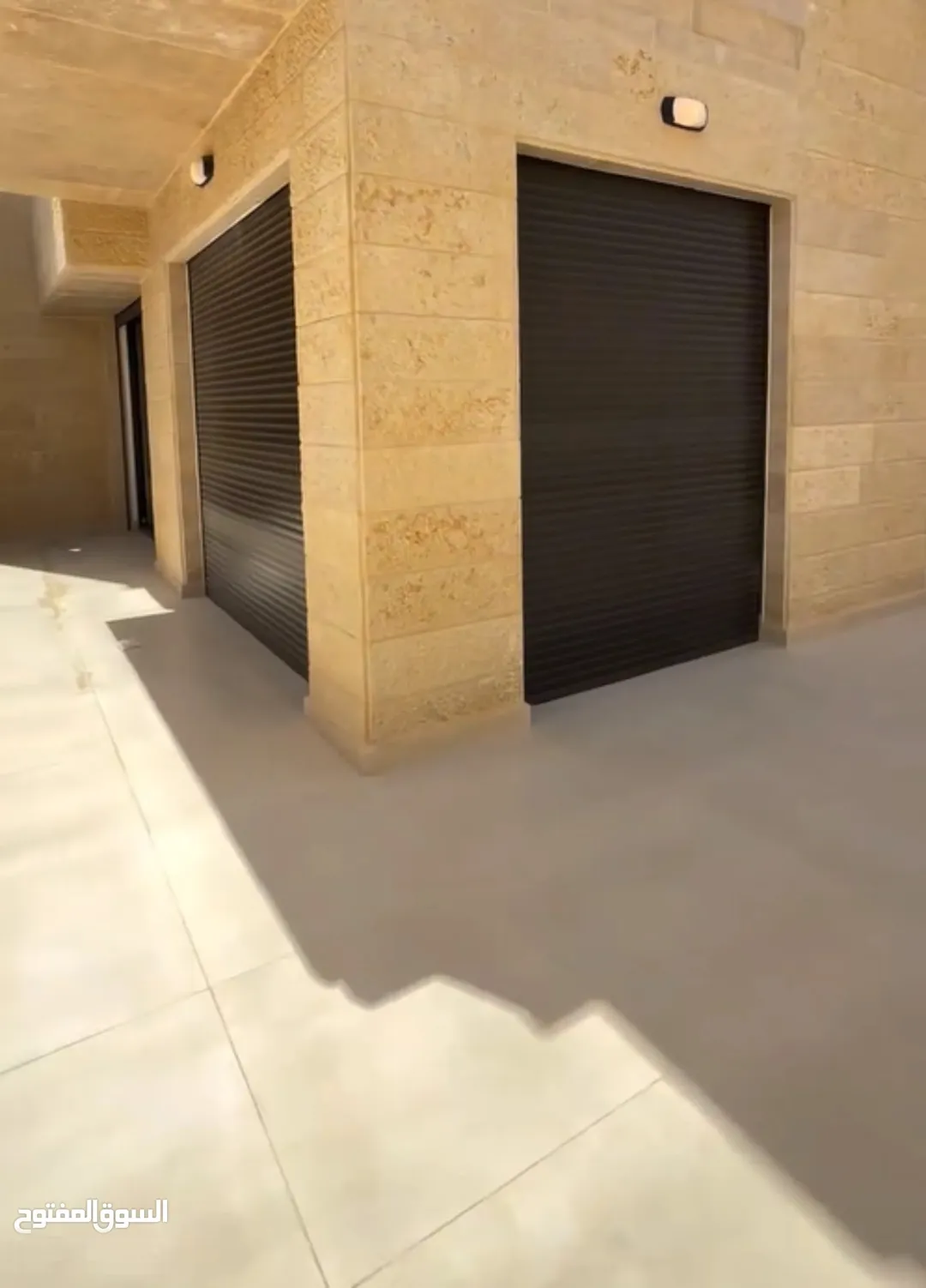 شقة أرضية فاخرة للبيع في دابوق بمساحة 332 متر مربع