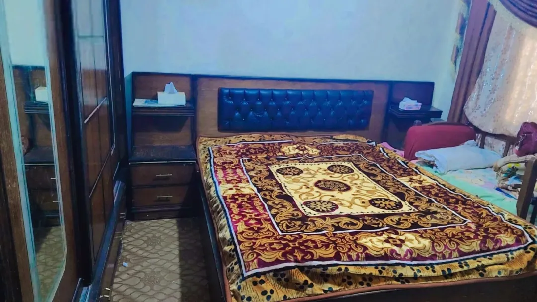 شقة مميزة للبيع في عين الباشا – خلف مشاتل الشامي