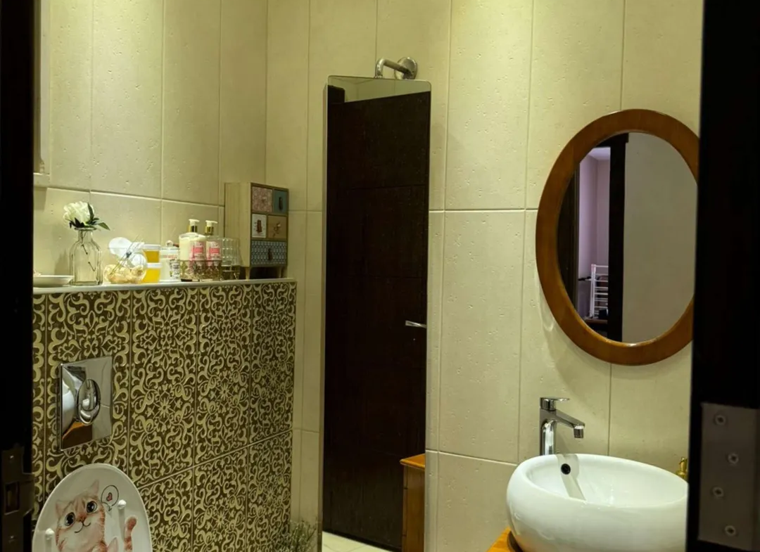شقة أرضية سوبر ديلوكس في ضاحية النخيل بالقرب من بنك الاتحاد – عمان الاردن | ID 733945