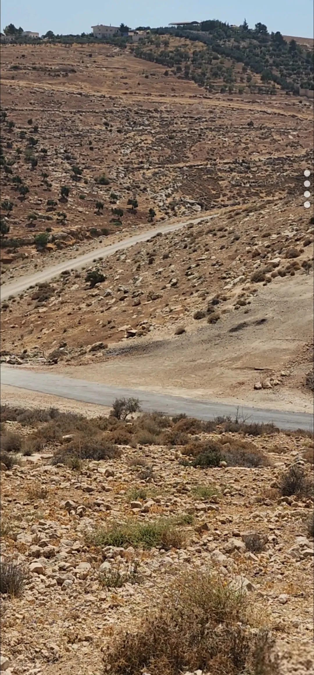 قطعة أرض استثنائية في اسكان التربية دغيليب ام رمانة قريبة من شفا بدران زينات الربوع بيرين