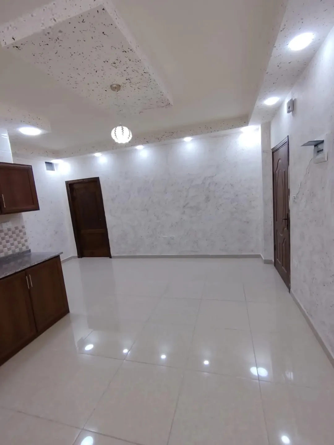 شقه مميزه بسعر مميز في أفضل مناطق اربد / اخر شقه في البناية