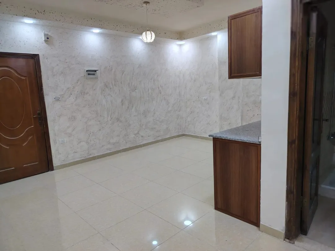 شقه مميزه بسعر مميز في أفضل مناطق اربد / اخر شقه في البناية