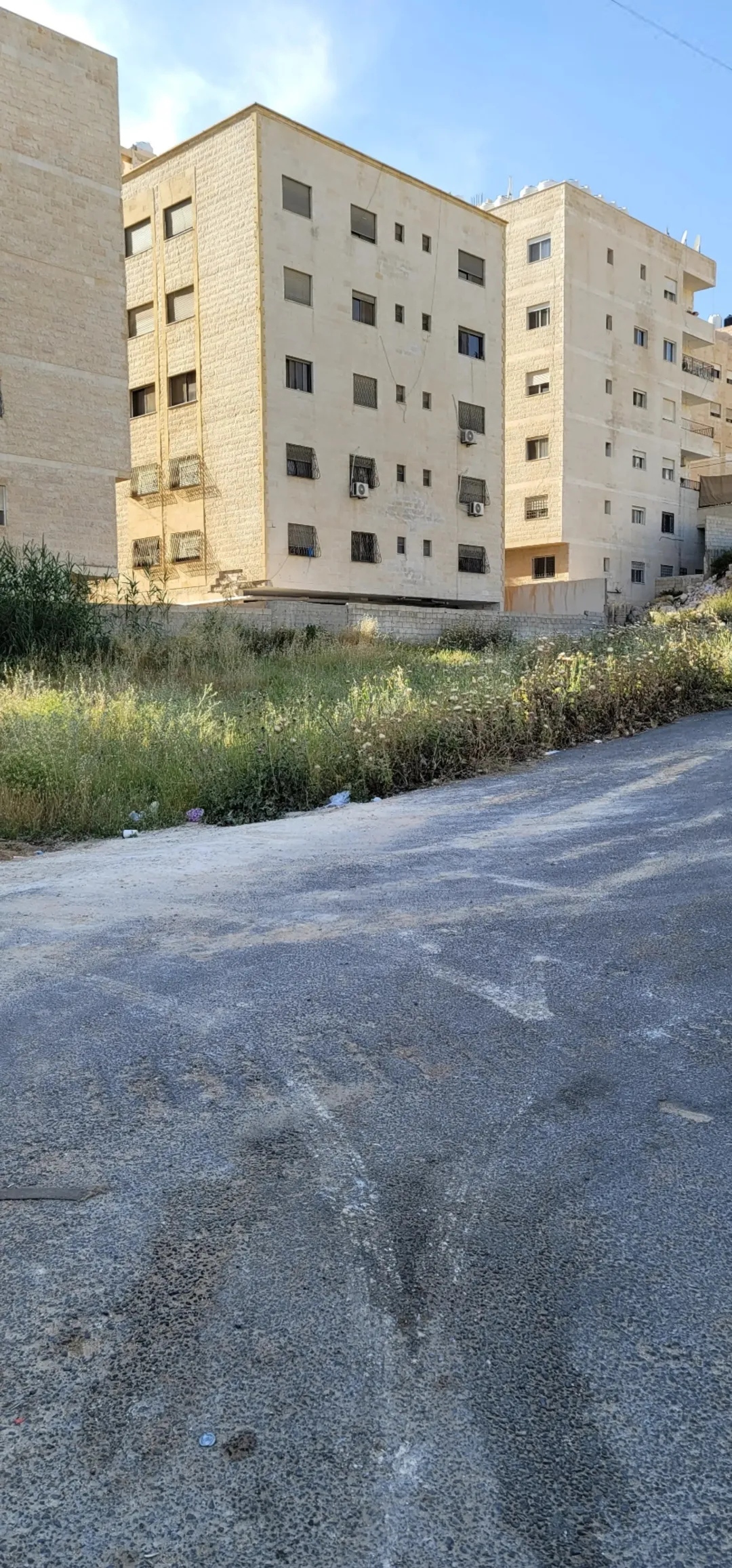 قطعة أرض سكنية للبيع في ارقى مناطق طبربور