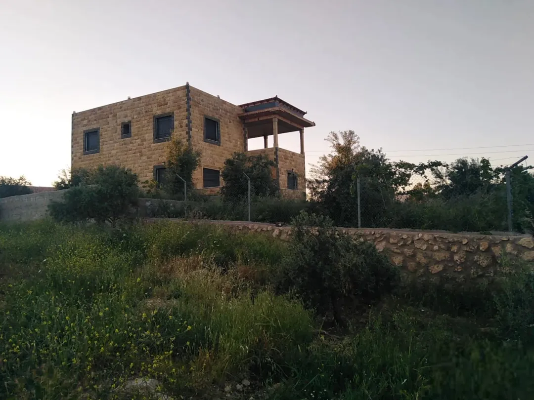 فيلا فاخرة للبيع في الصبيحي – السلط