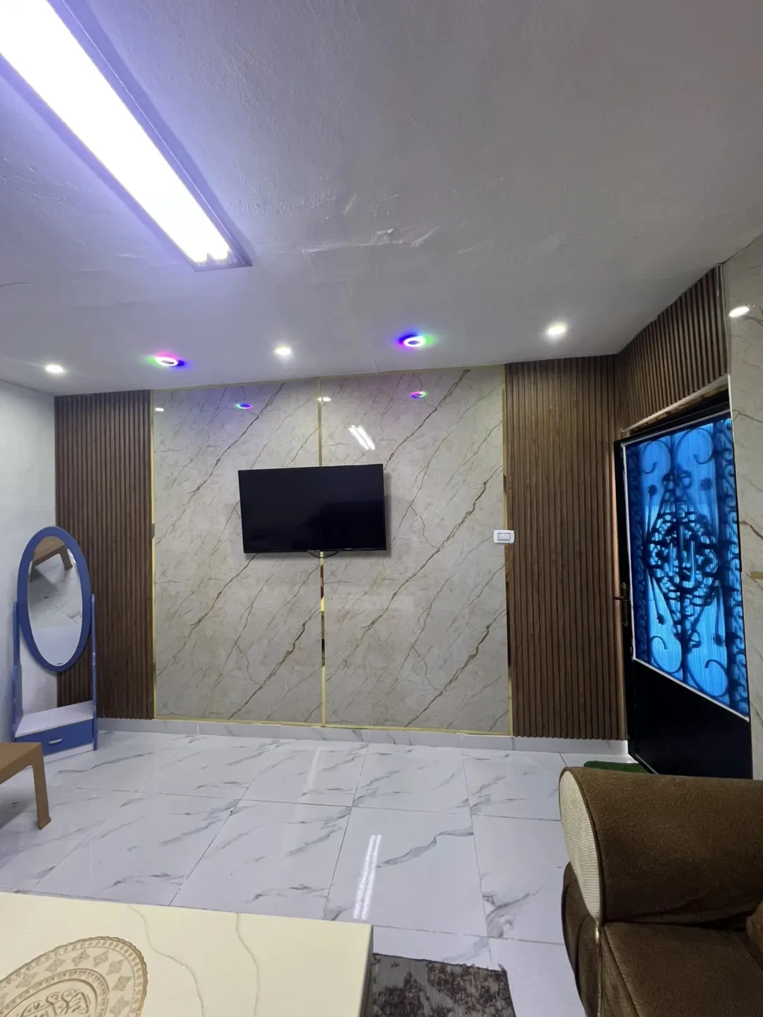 سحاب العبداليه منزل عائلي فاخر في موقع متميز