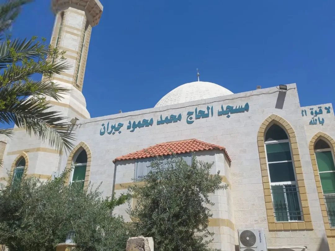 شقة ثلاث غرف جديدة للبيع في عمان، الجبيهة، أم زويتينة