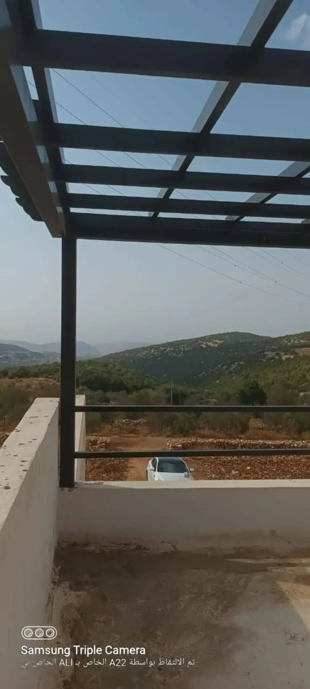 ارض وبيت بام الينابيع /عجلون باطلاله مميزه ومحاطه بالغابات والاكواخ السياحيه للبيع تصلح للاستثمار