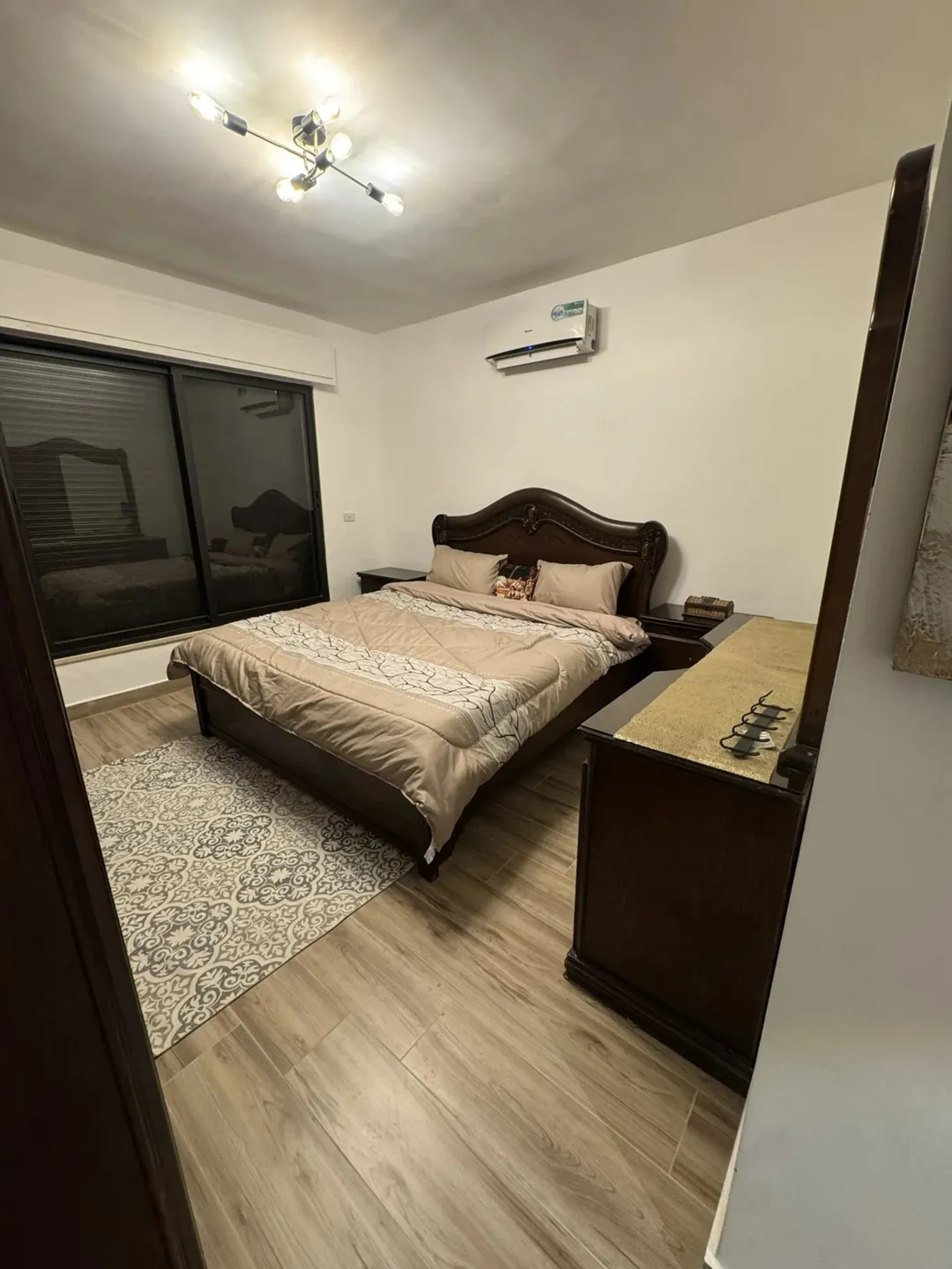 شقة فاخرة مُجهزة بالكامل | ID 740549