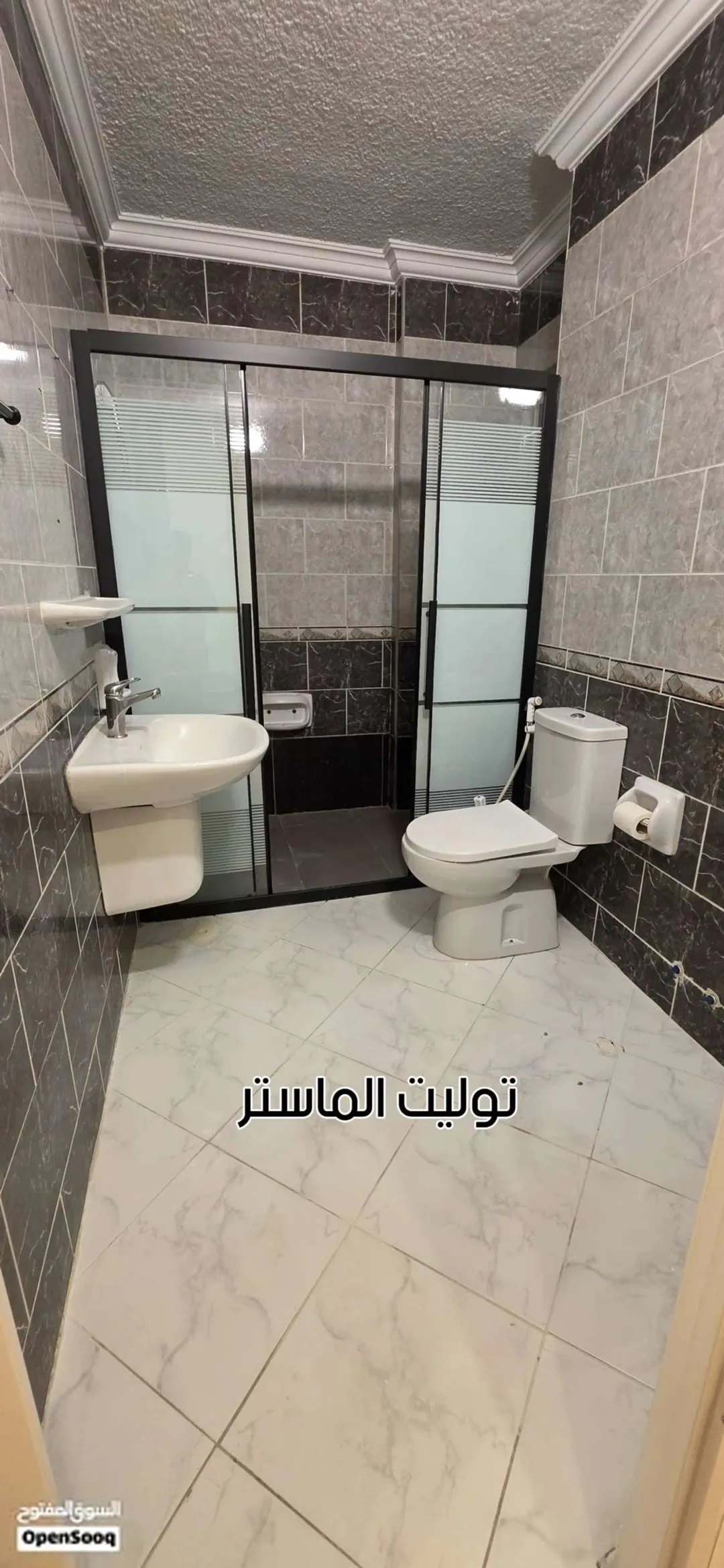 شقة للبيع في الزرقاء الجديدة (خلف شارع 36 ) قريب من السيفوي تم تخفيض السعر لمدة يومين ( عرض ) — صورة 5