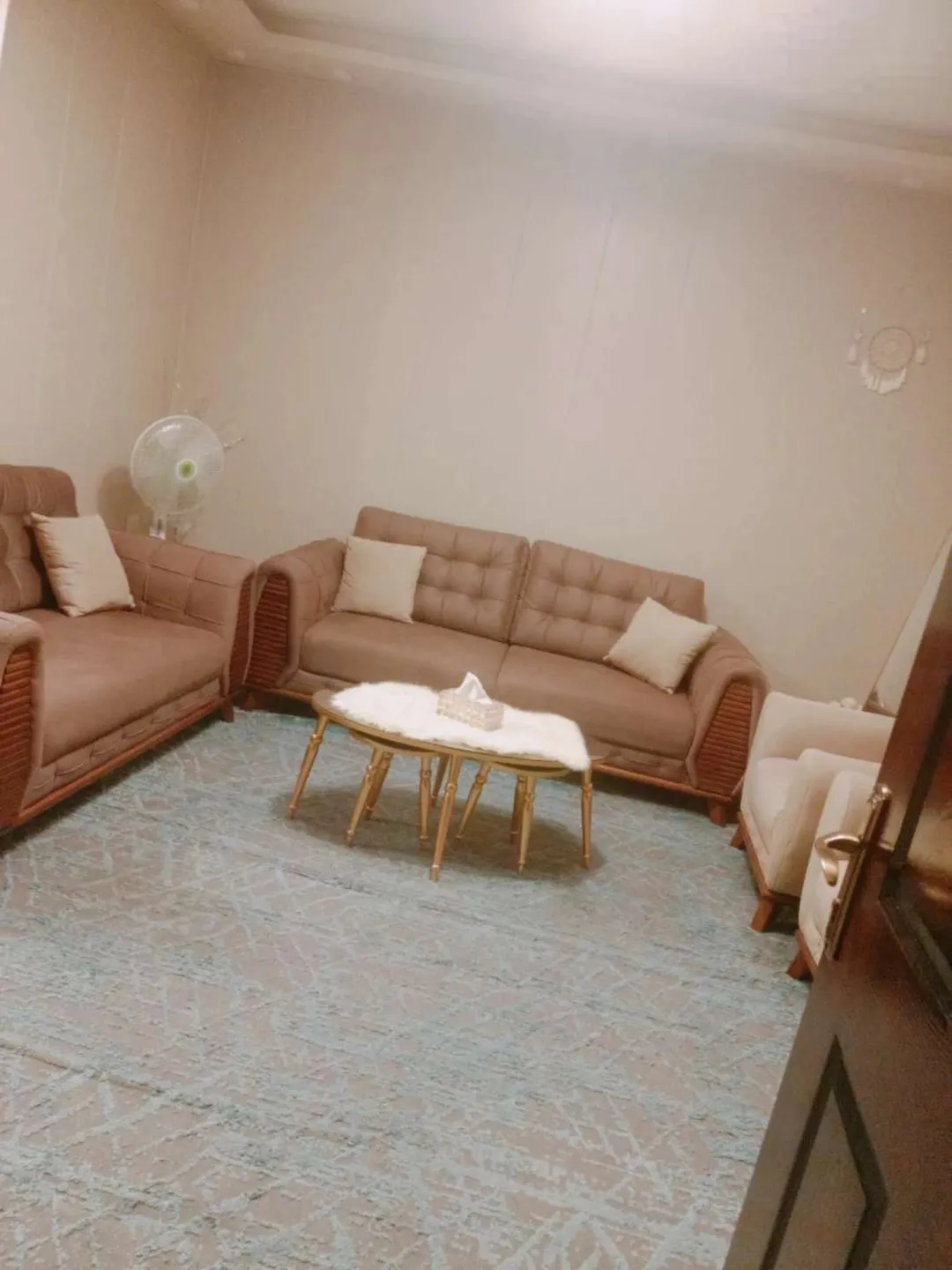 استديو راقٍ بالقرب من قصر العدل