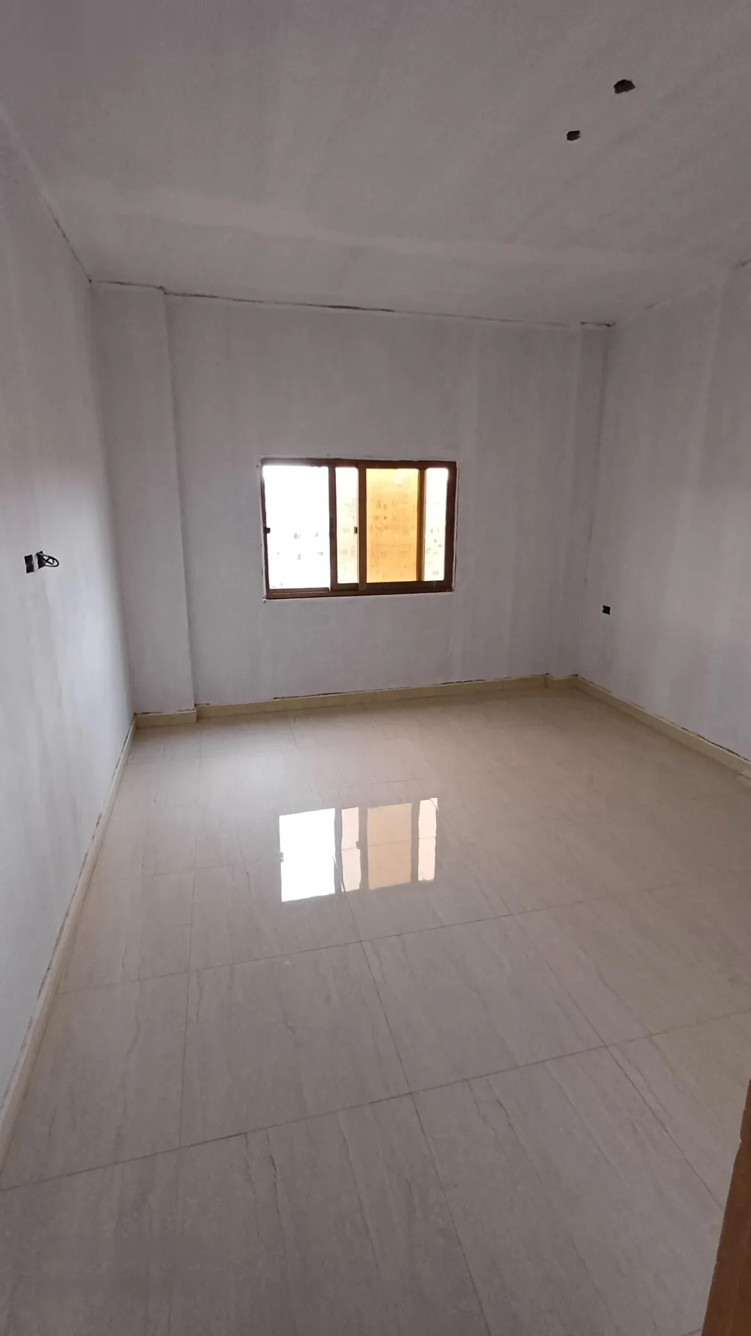 شقة سكنية للبيع في جبل الأميرة رحمة، الزرقاء