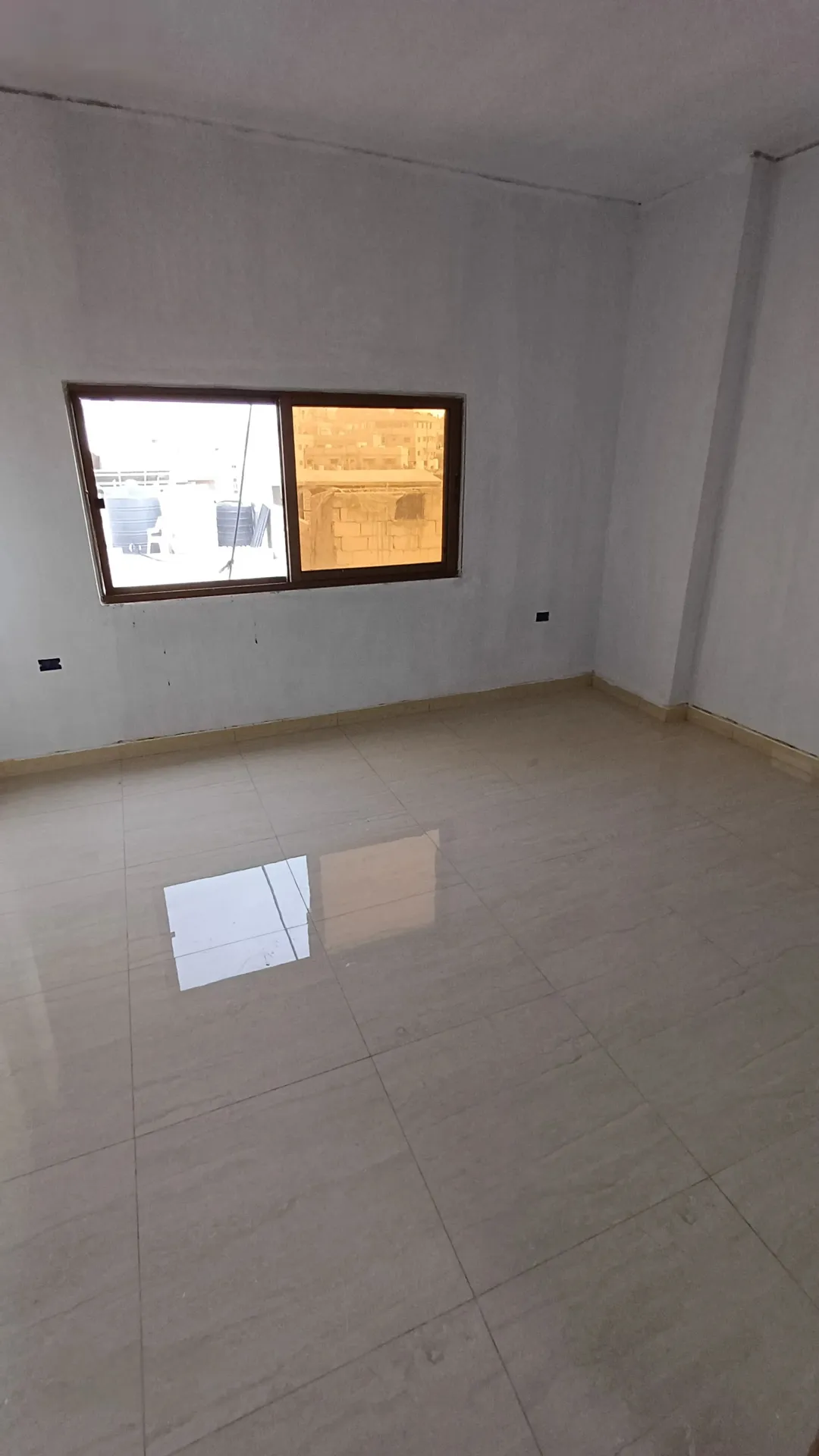 شقة سكنية للبيع في جبل الأميرة رحمة، الزرقاء