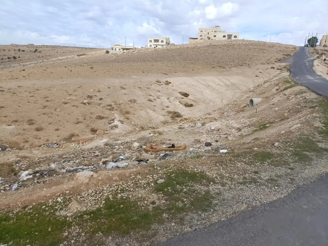 ارض للبيع في البيضاء الحميدين
