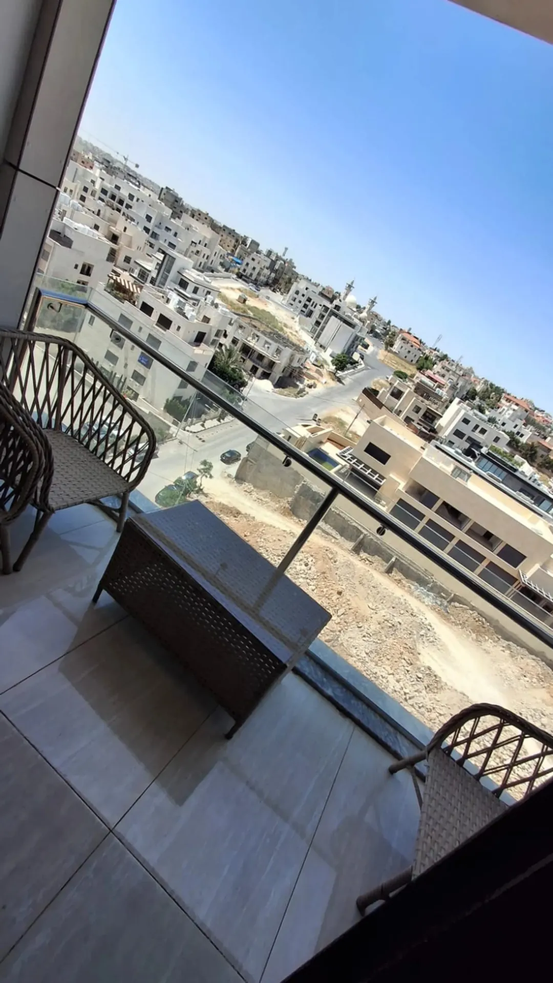 شقة فاخرة للإيجار السنوي في عبدون | ID 917550
