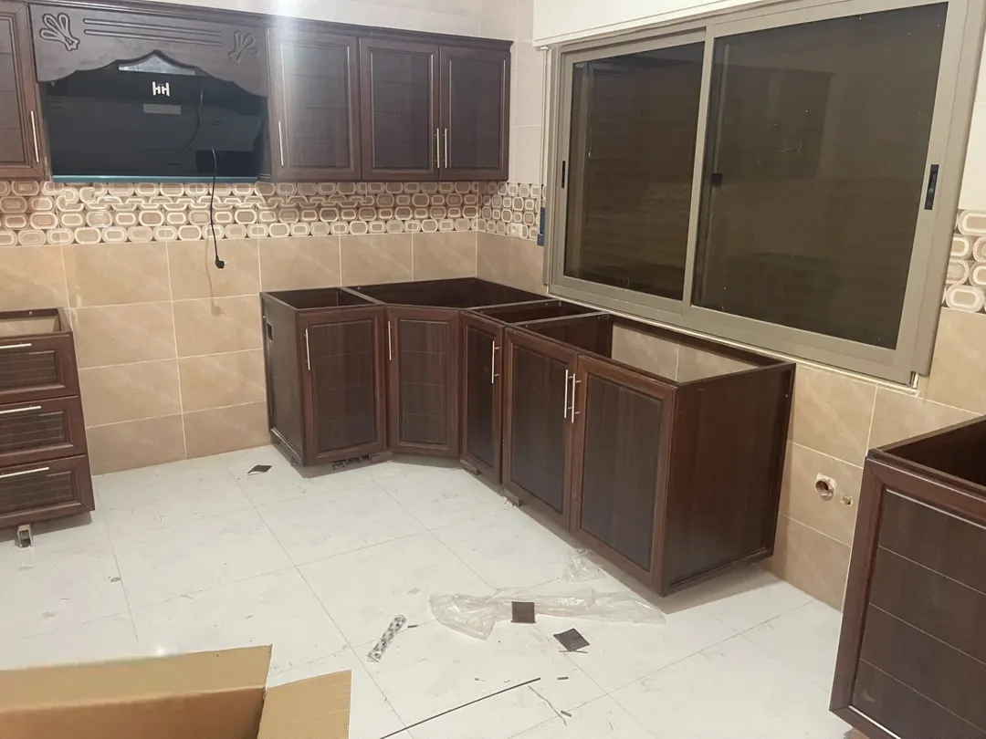 عمارة سكنية فاخرة في بدر الجديدة