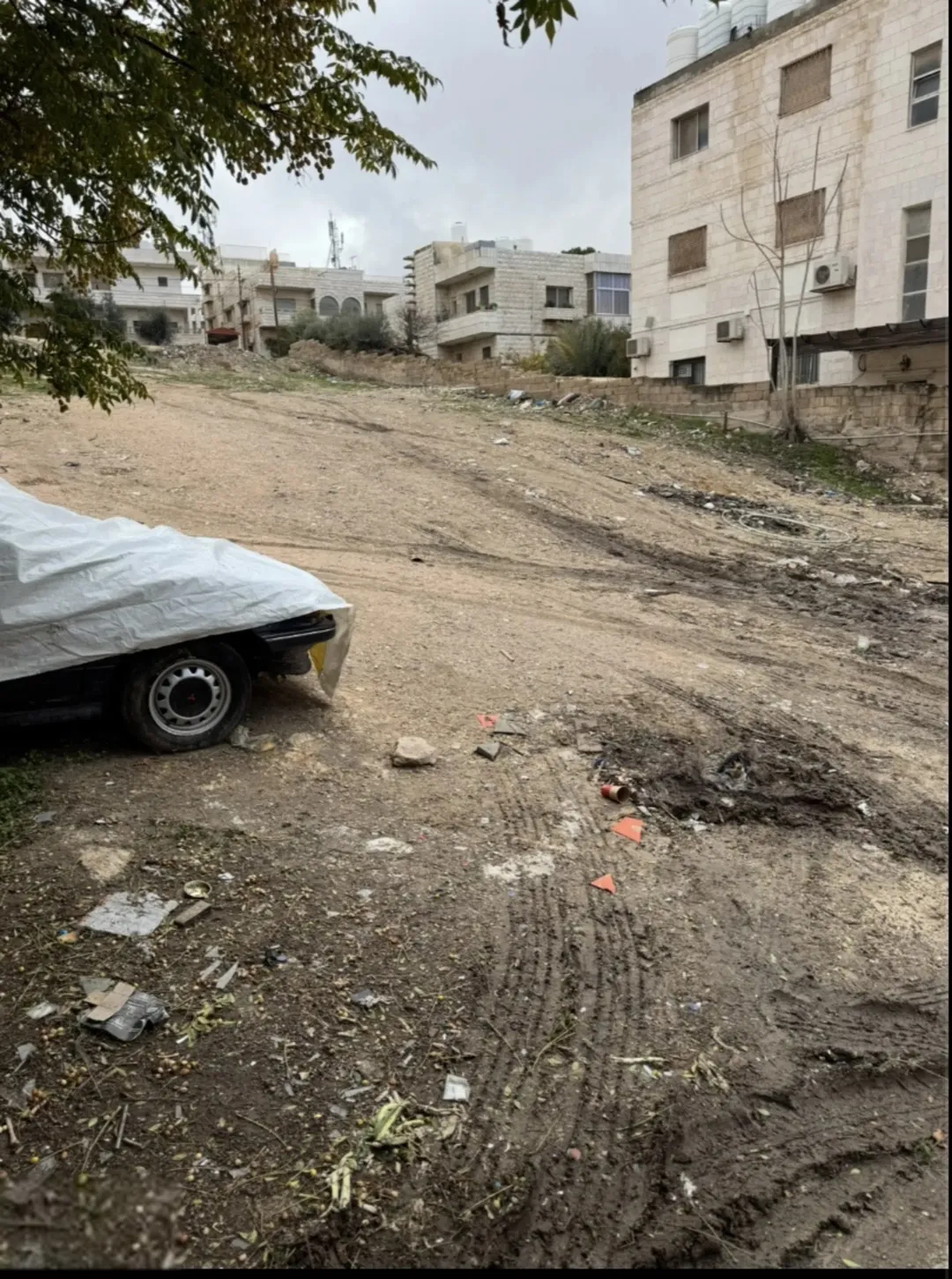 أرض سكنية مميزة للبيع في جنوب عمان – القويسمة جبل الحديد