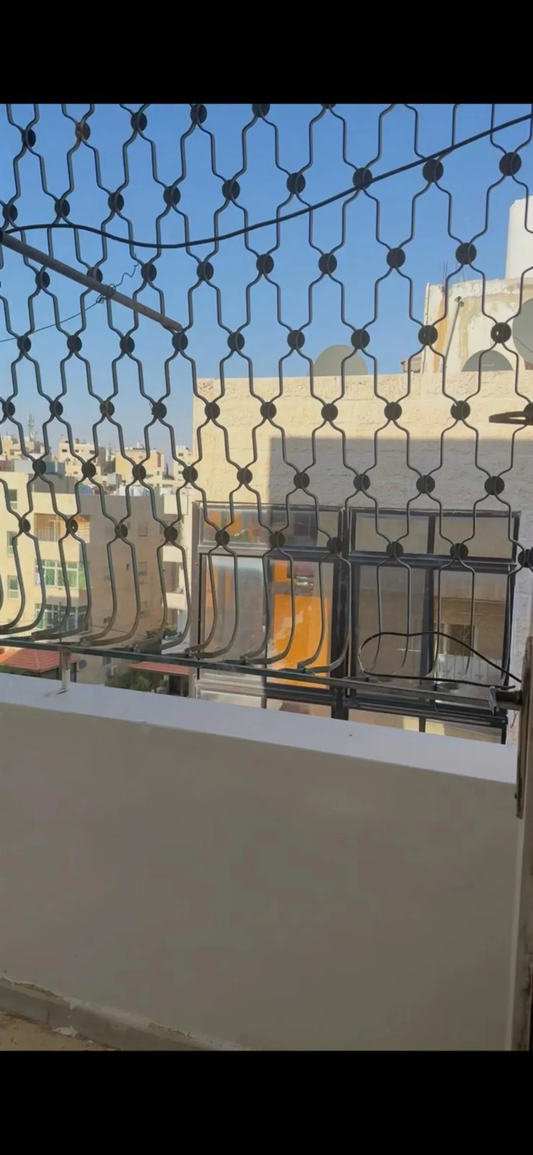 شقة فاخرة في نايفة ط4 للبيع