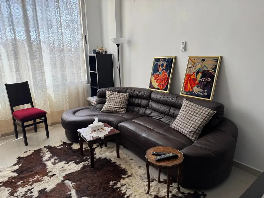 studio/office for sale