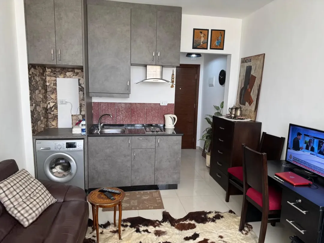 studio/office for sale