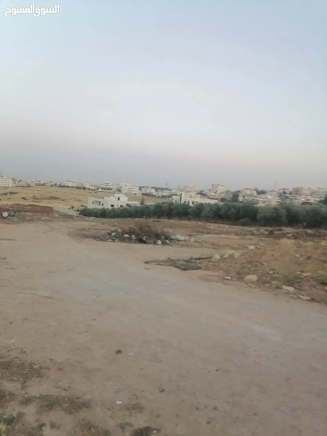 أراضي سكنية مميزة للبيع في اليادودة قرب شارع المطار