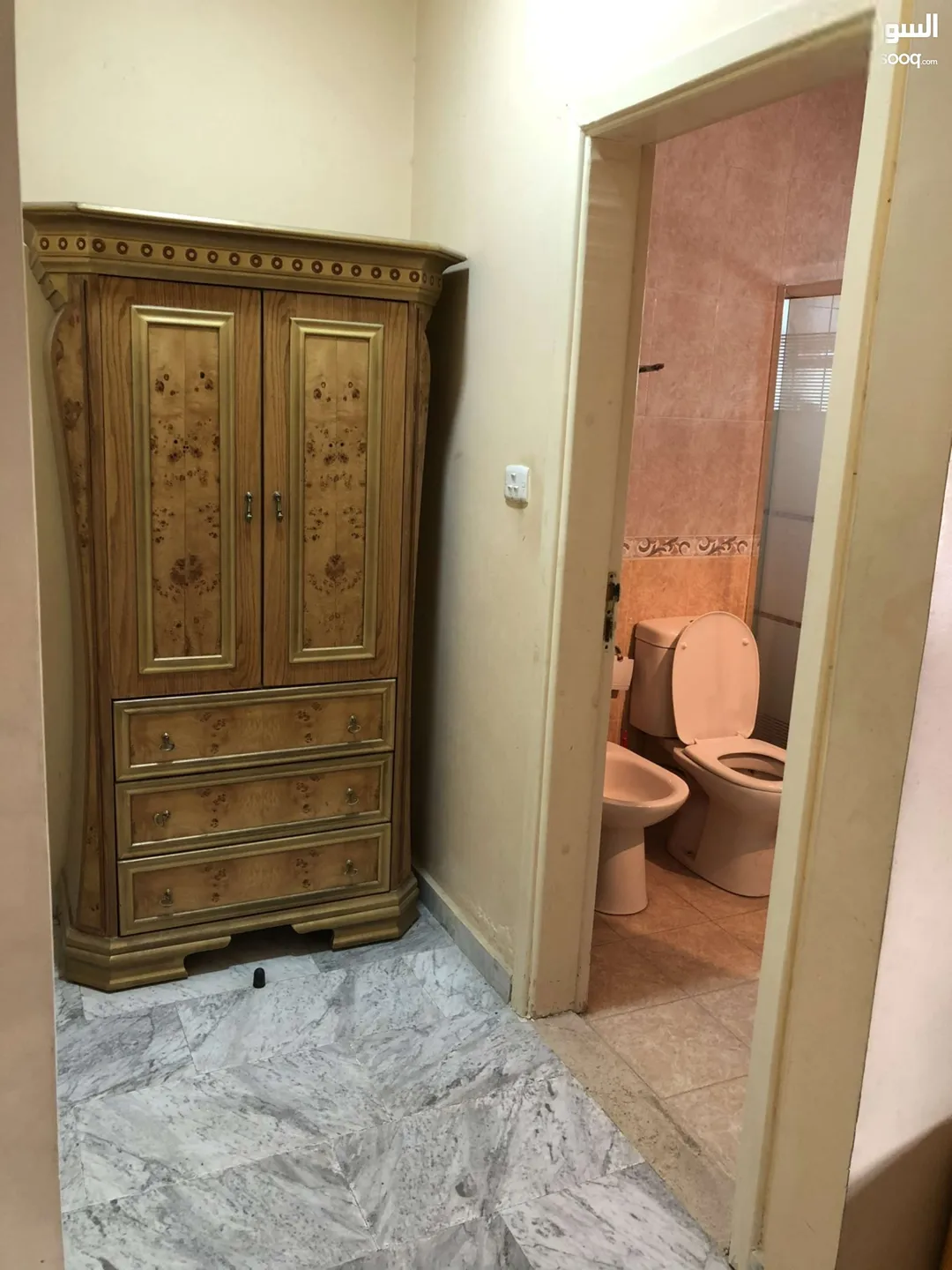 شقق مفروشة بالأسبوع في خلدا