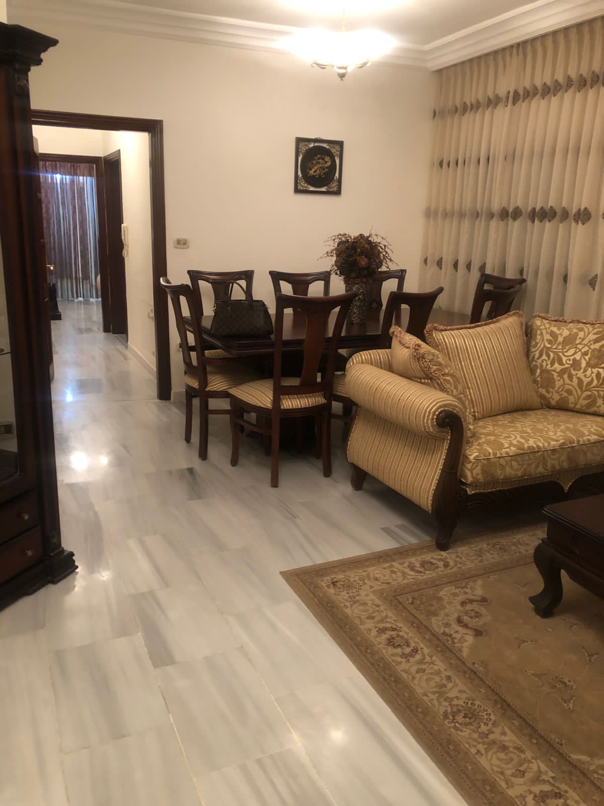 شقق مفروشة بالأسبوع في دير غبار