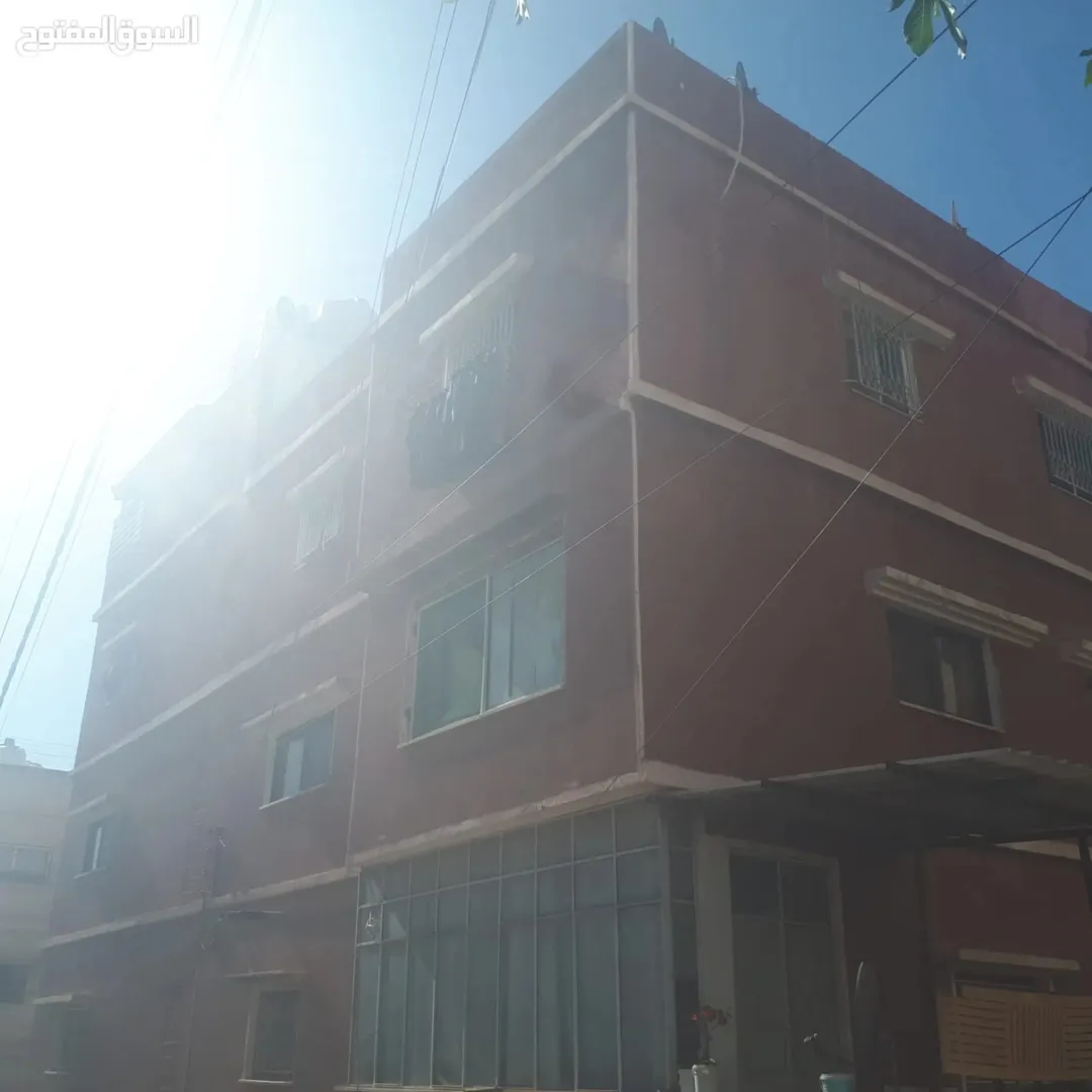 عمارة سكنية مميزة للبيع في جبل الأشرفية – عمان