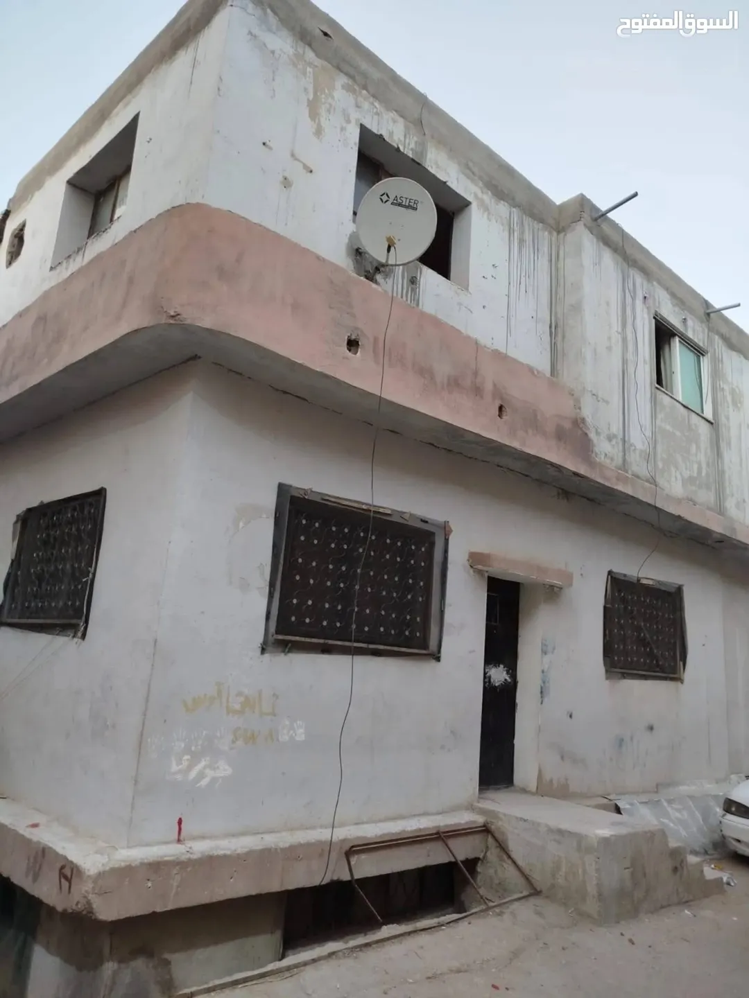 عماره استثمارية للبيع بدخل شهري مميز