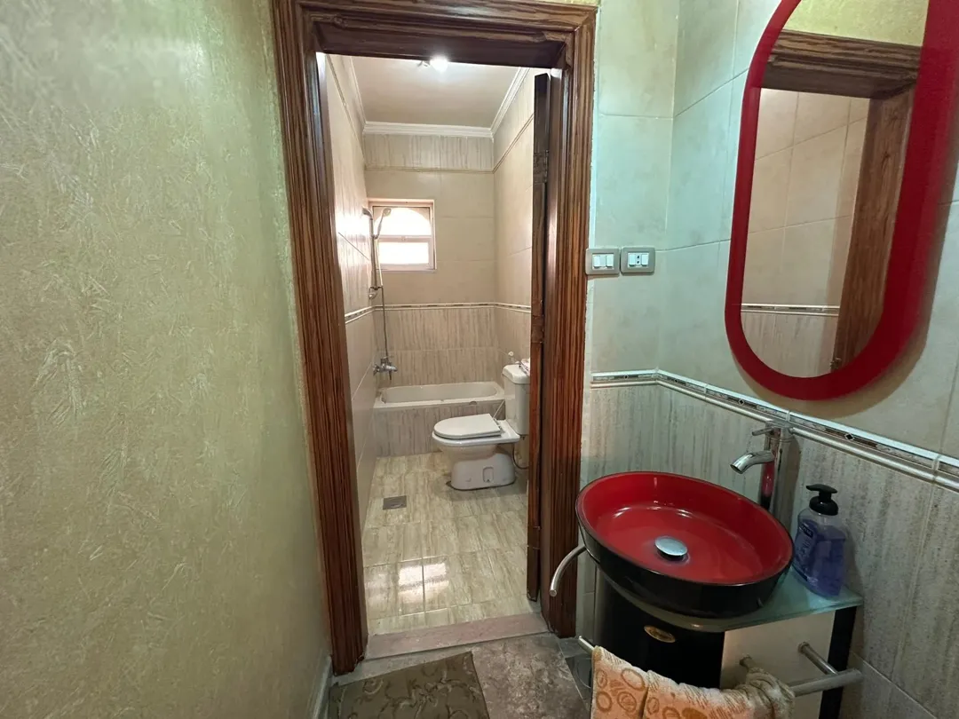 للبيع بيت مستقل في ماركا الجنوبية – منطقة نادي السباق
