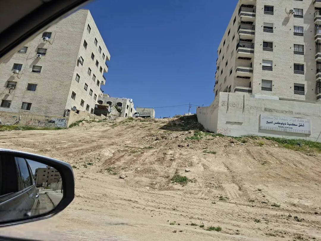 أرض سكنية مميزة للبيع في أم نوارة – عمان