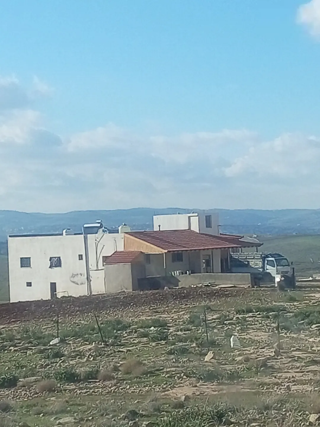 بيت مستقل فاخر للبيع في النعيمة – إربد