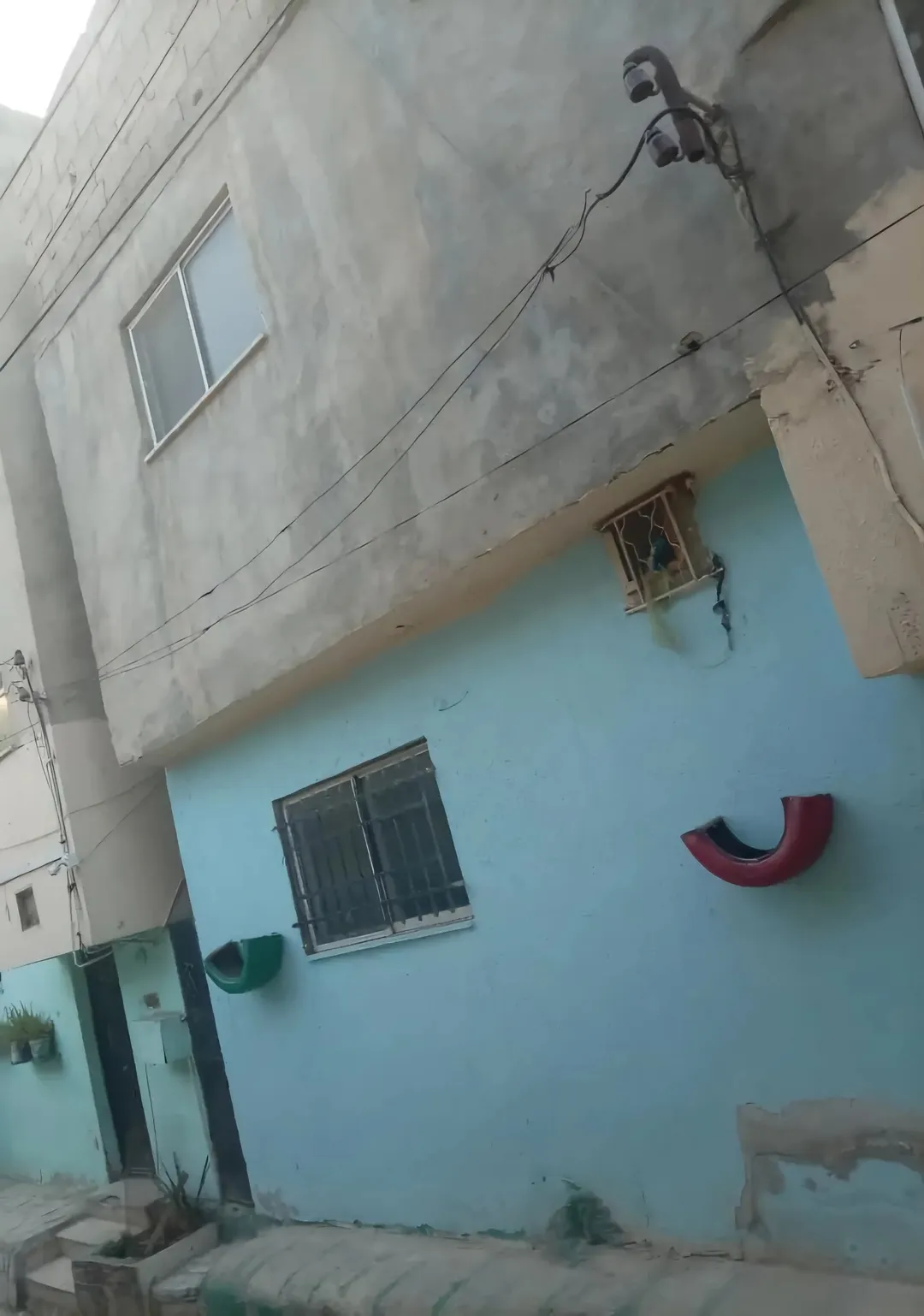 بيت طابقين للبيع