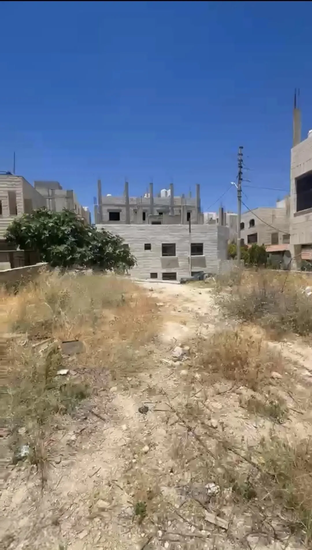 أرض سكنية مميزة في أبو نصير