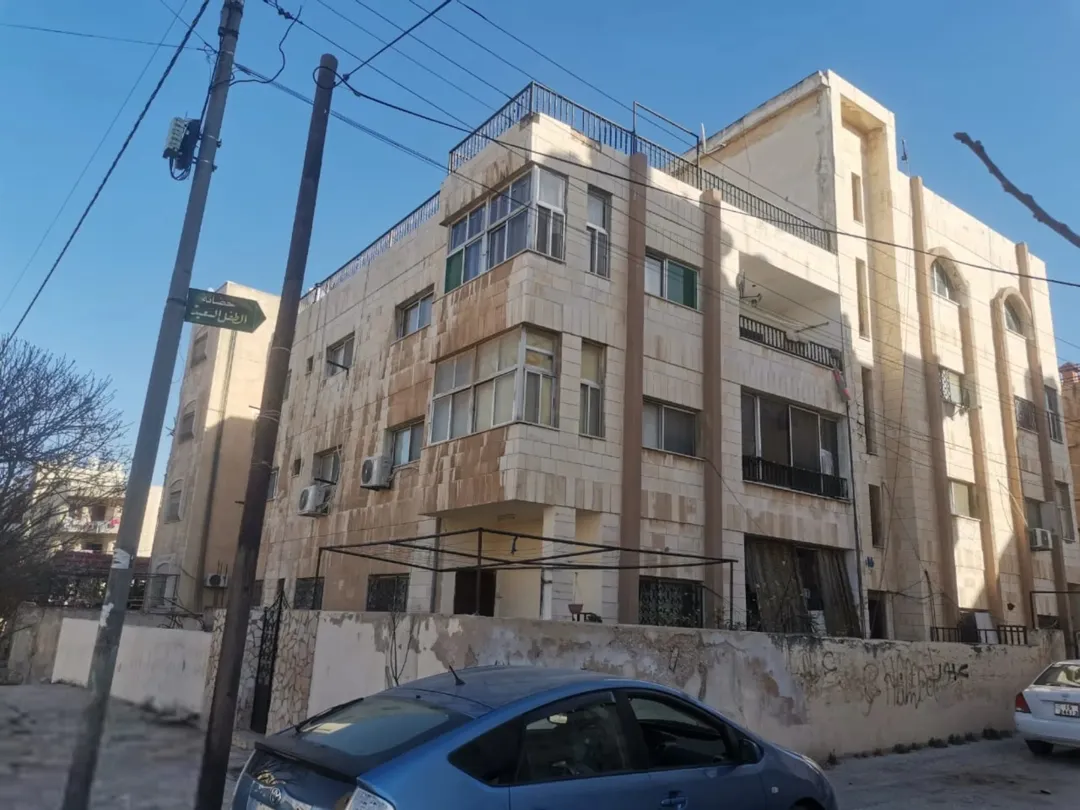 عمارة سكنية للبيع ماركا قرب حضانة الطفل السعيد