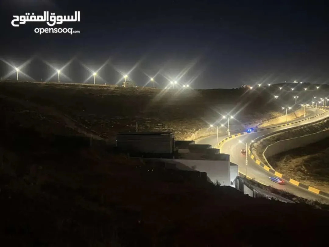 قطعة أرض مستقلة مباشرة إطلالة بانورامية خلابة في قوشان