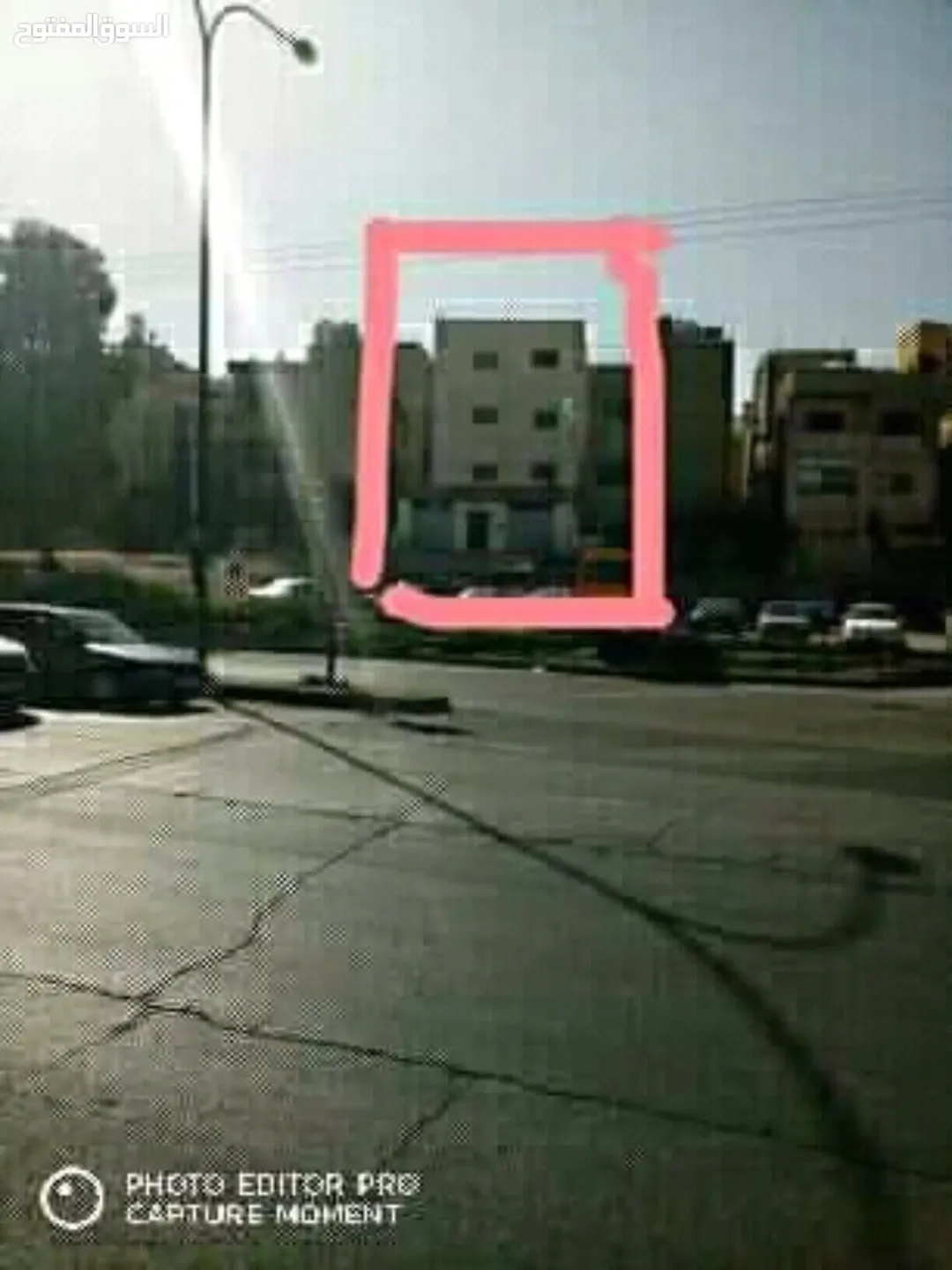 مباشرة وبإيجار سنوي ومبلغ خلو للمحلين للبيع أربعة شقق طابقية ومحل تجاري عدد2