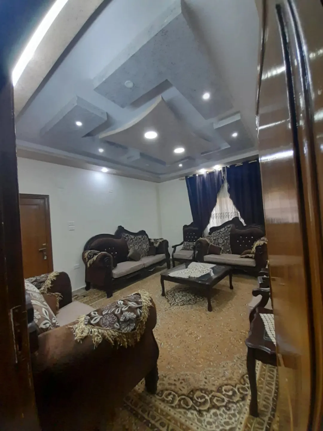 شقة مميزة للبيع في إربد
