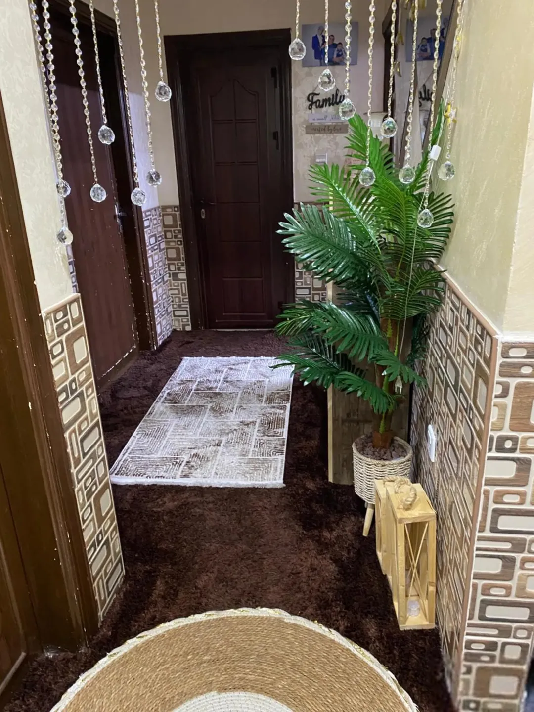 شقة أرضية مميزة للبيع في مدينة المجد بالزرقاء