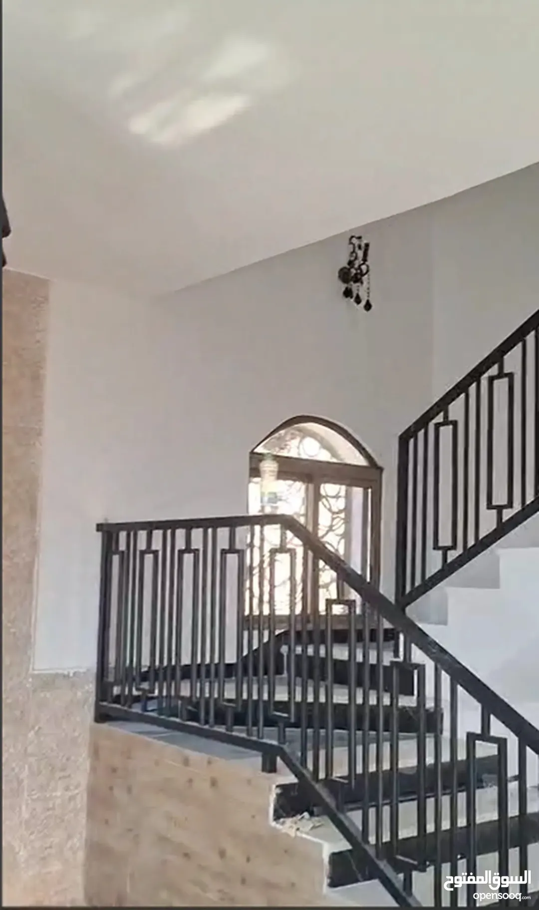 مزرعة مميزة للبيع في منطقة مرصع بمساحة دونمين وبيت ريفي دوبلكس