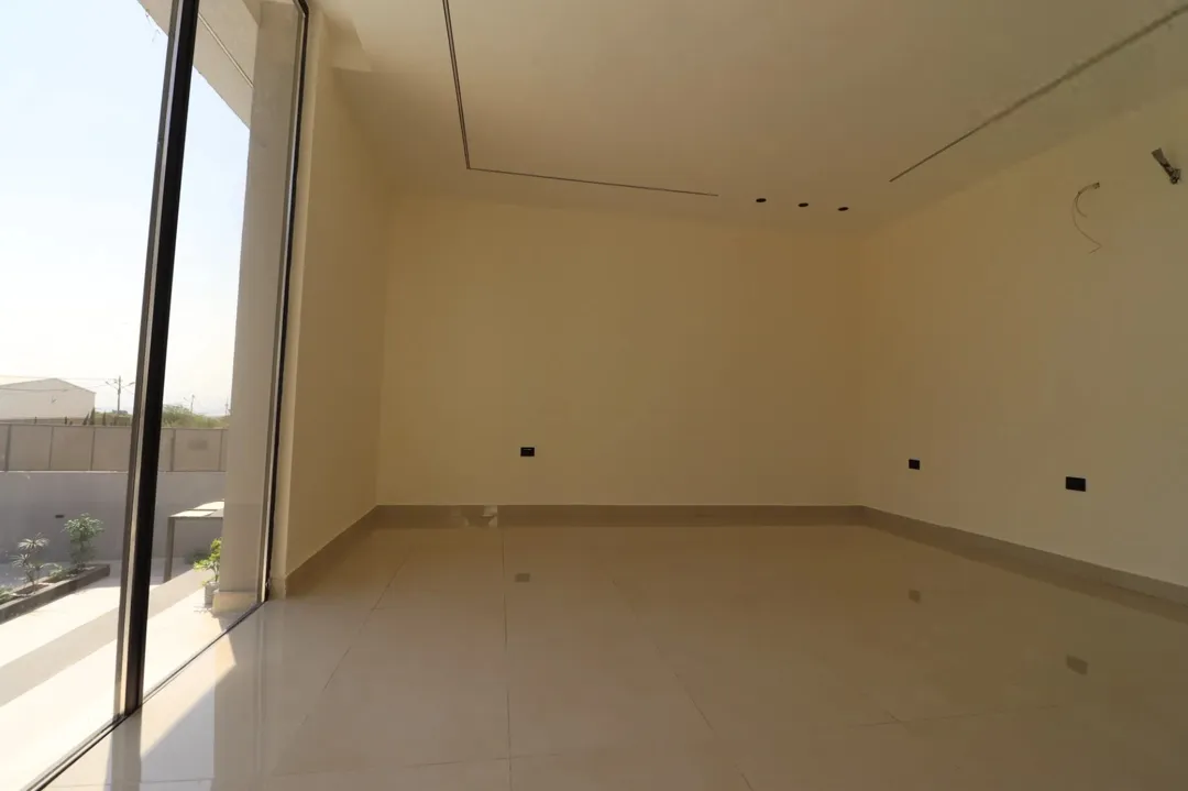 شالية جديد فاخر للبيع في اقرب و ارقى مناطق الغور