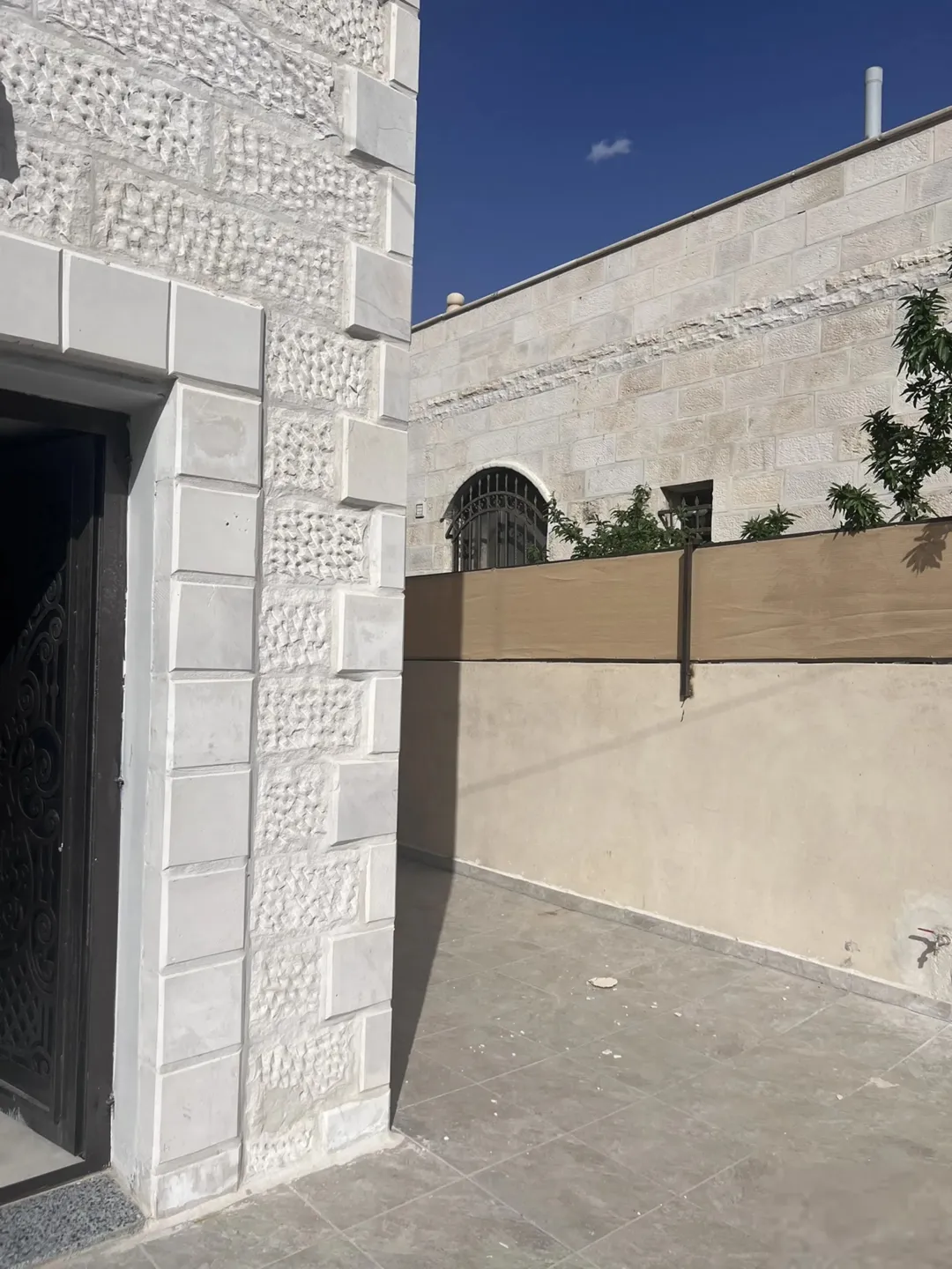 منزل مستقل عصري للبيع