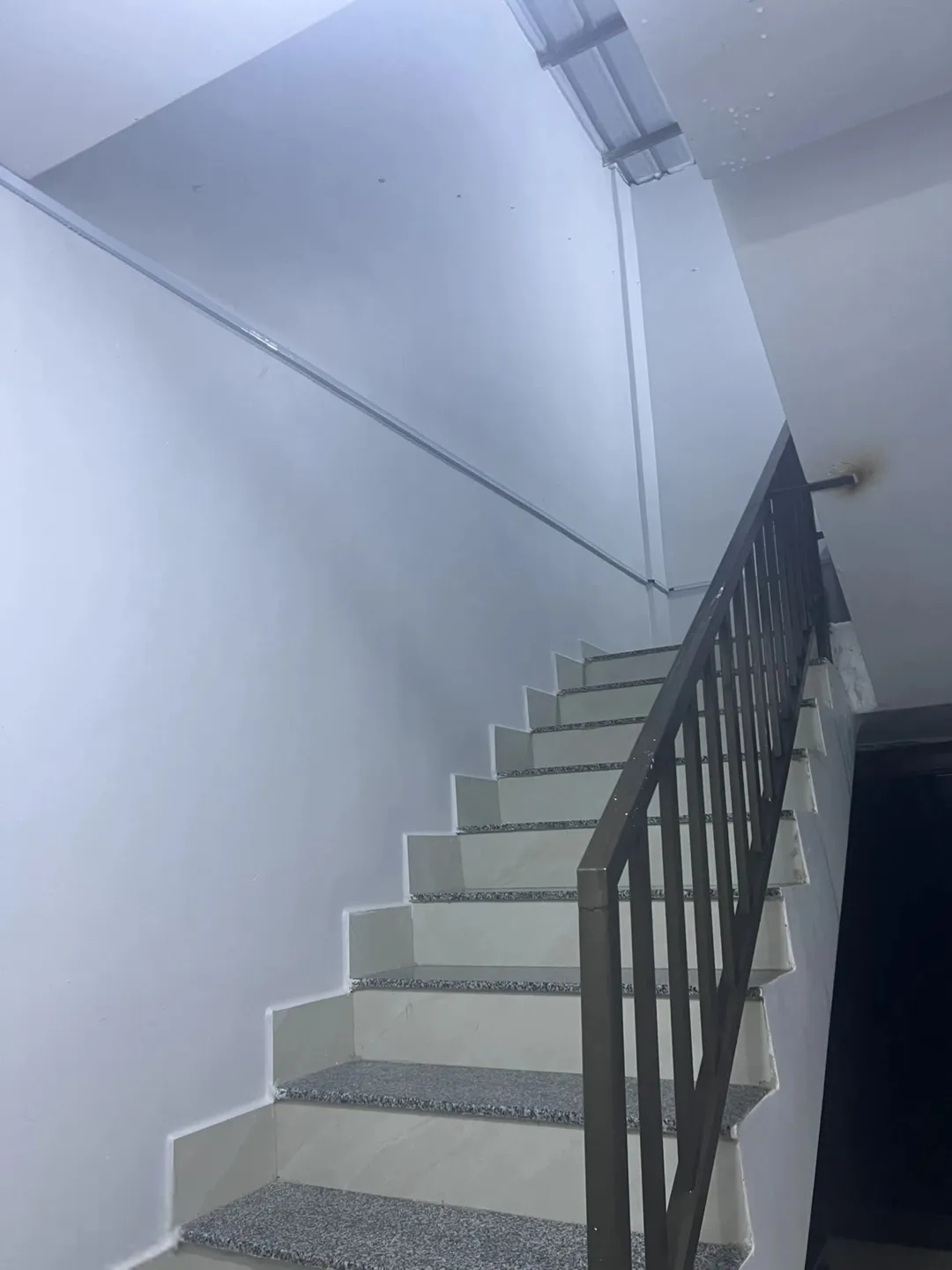 منزل مستقل عصري للبيع