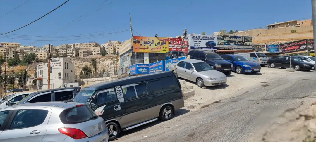 مجمع تجاري للبيع فرصه استثماريه رائعه
