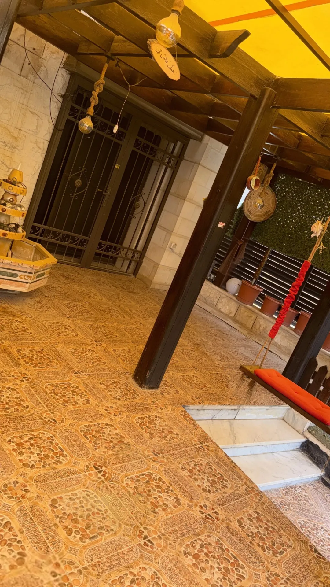 شقة أرضية للبيع في الجبيهة – عمان