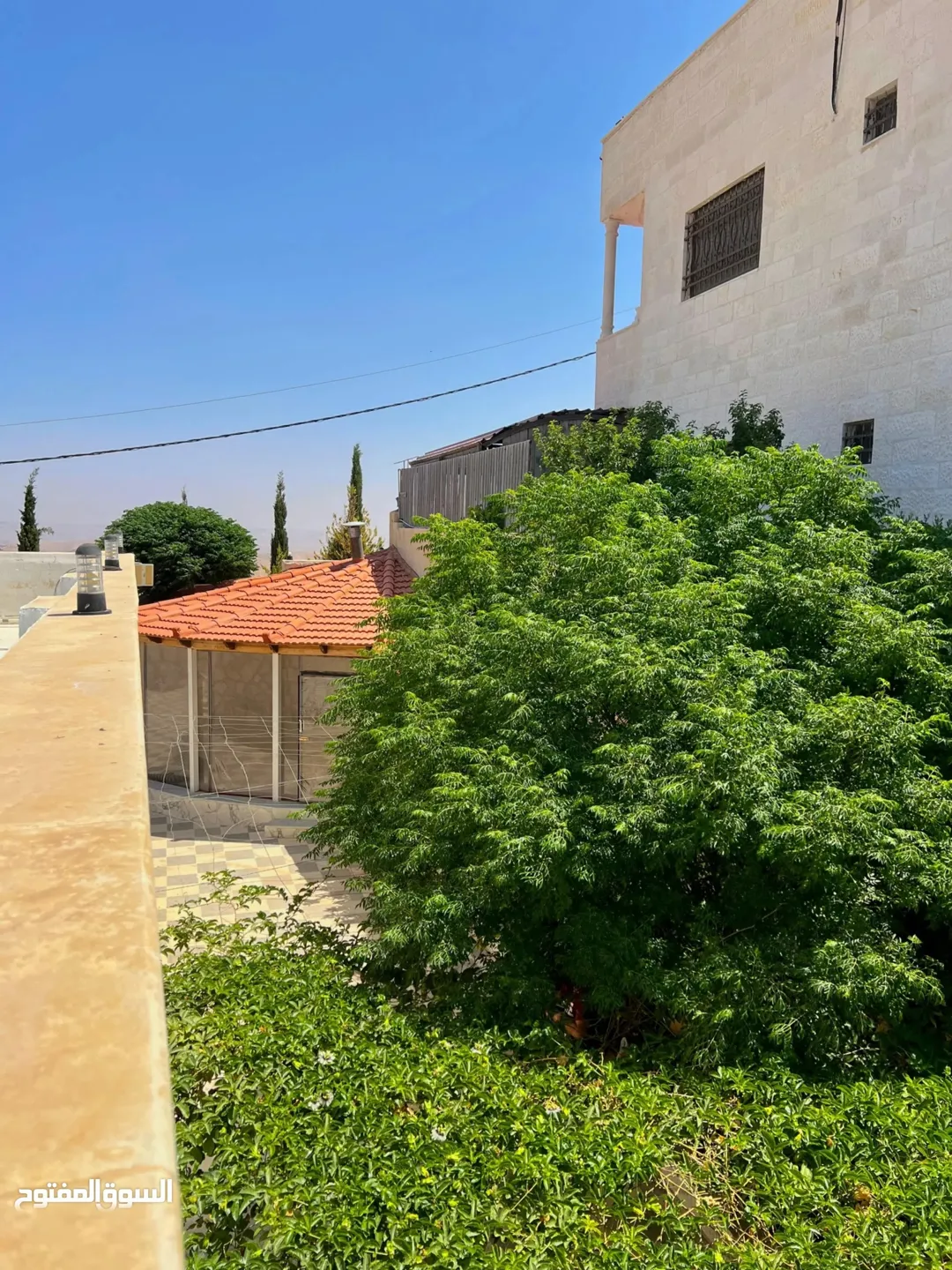 بيت مستقل بأجمل مواقع بيرين