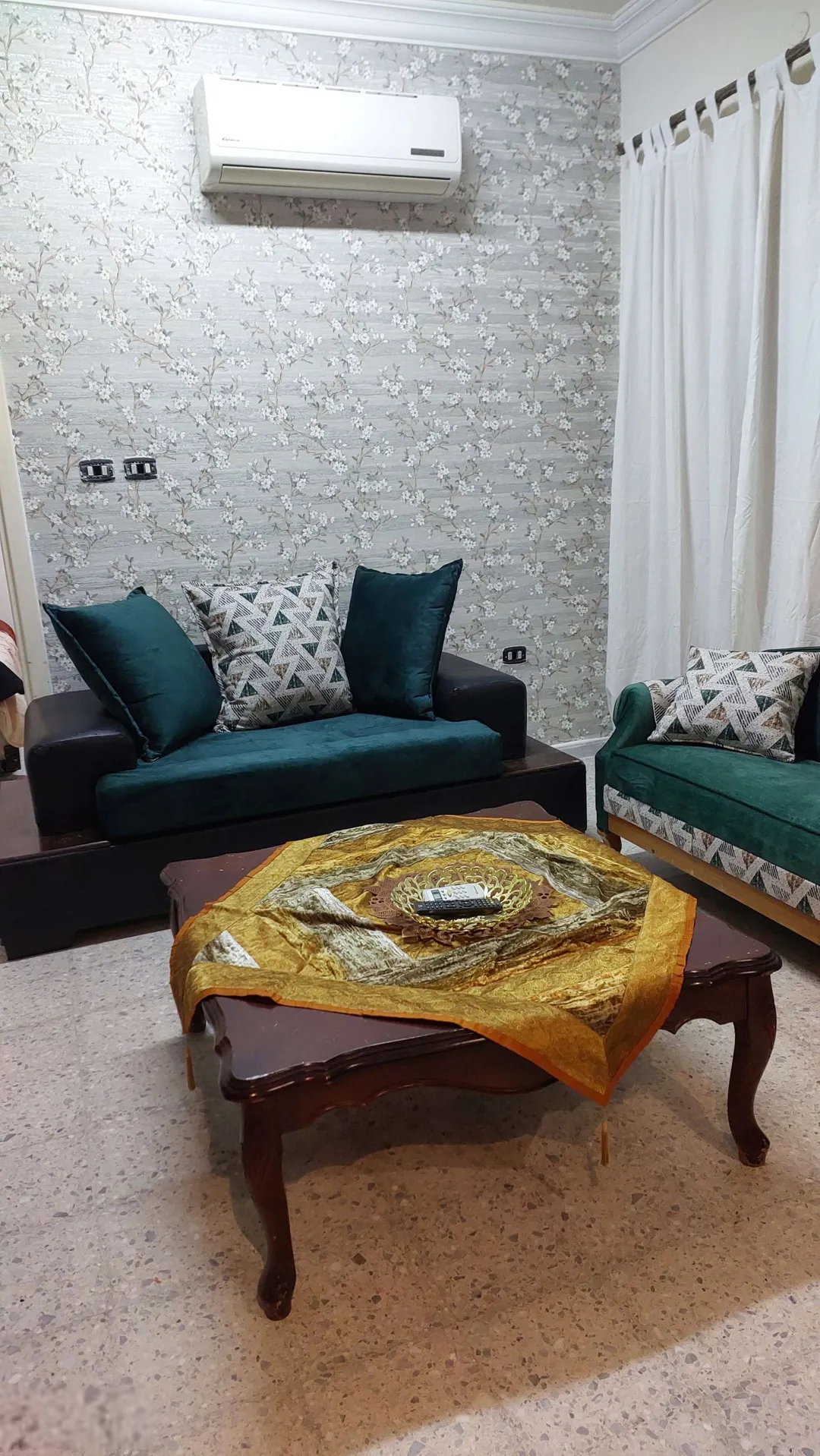 شقة مفروشة فاخرة في المدينة الرياضية غرفتي نوم للعائلات – عمان الاردن | ID 708452